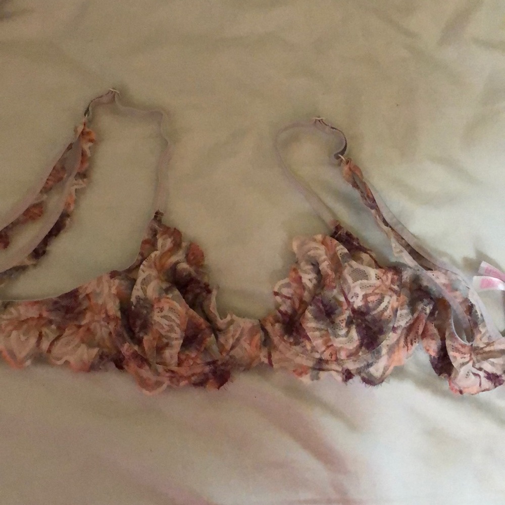 PINK VS bra